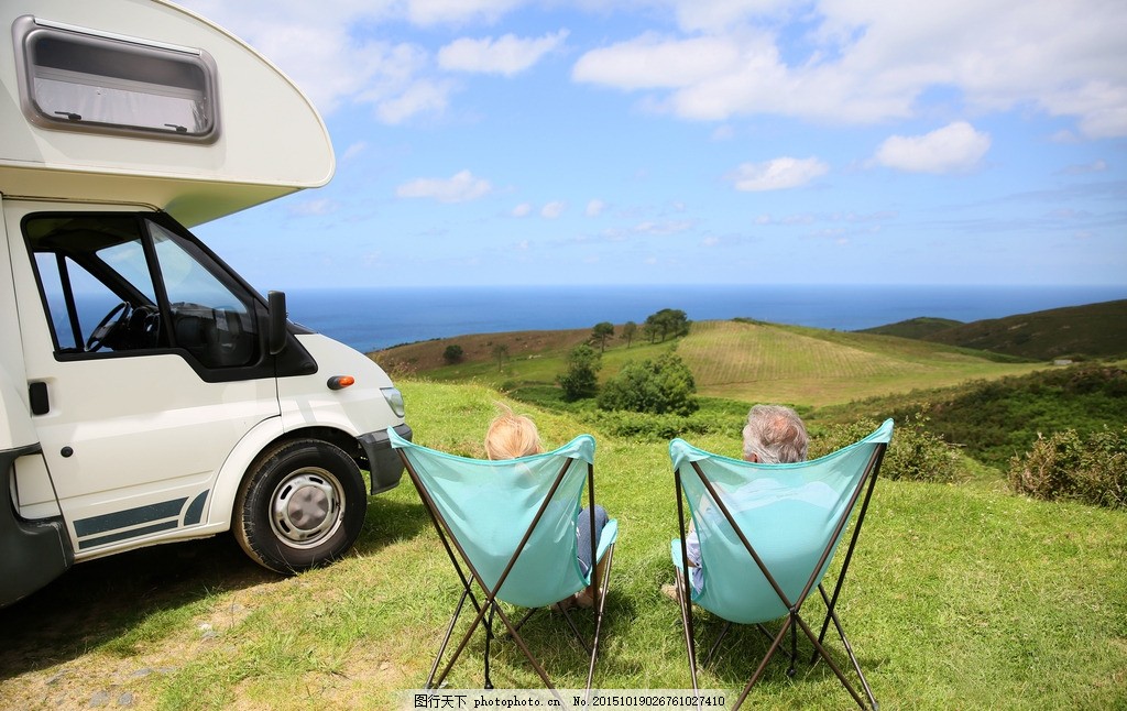 房车旅游 览众房车 长城房车 海报 风景 露营 野外 摄影