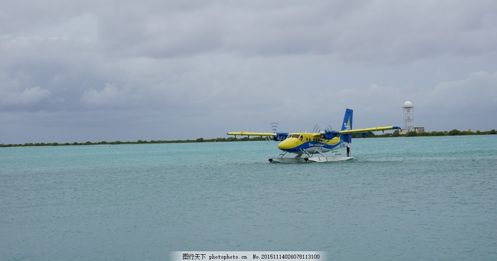 马尔代夫水上飞机,木桥 旅游摄影 国外旅游 蓝天白云
