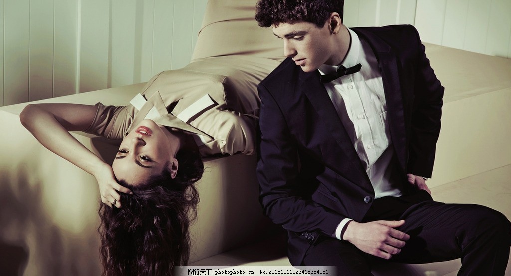 商务男女 男女合影 海报 婚姻 帅哥 美女 共享 摄影 人物摄影